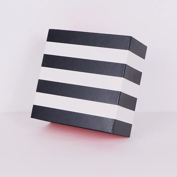 दराज उपहार बक्सहरू